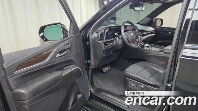 Cadillac Escalade 2024 — photo 13