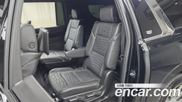 Cadillac Escalade 2024 — photo 18