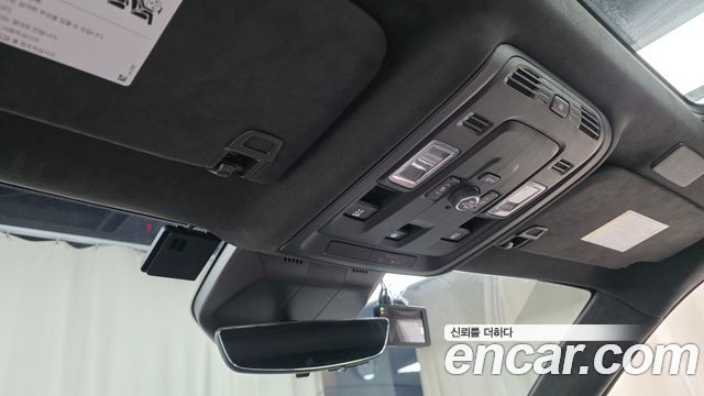 Cadillac Escalade 2024 — photo 25