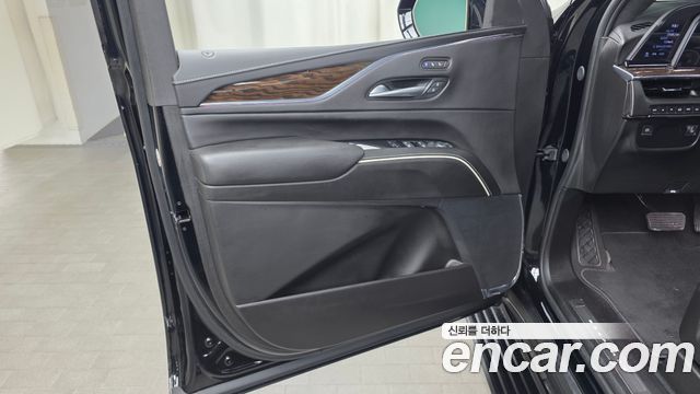 Cadillac Escalade 2024 — photo 14