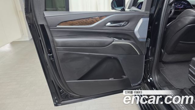 Cadillac Escalade 2024 — photo 15