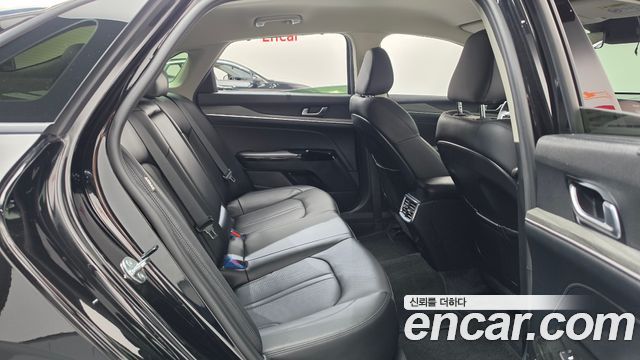 Kia K5 2024 — photo 11