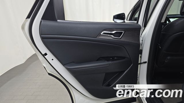 Kia Sportage 2022 — photo 15