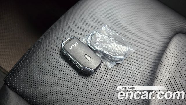 Kia Sportage 2022 — photo 28