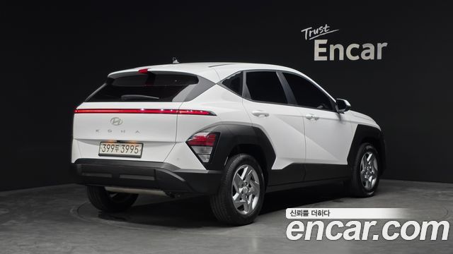 Hyundai Kona 2023 — photo 2