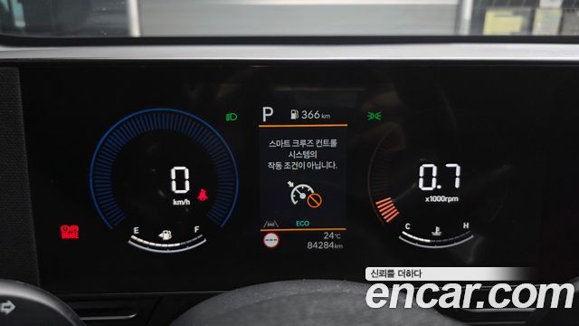 Hyundai Kona 2023 — photo 8