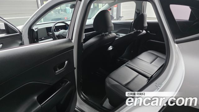 Hyundai Kona 2023 — photo 11