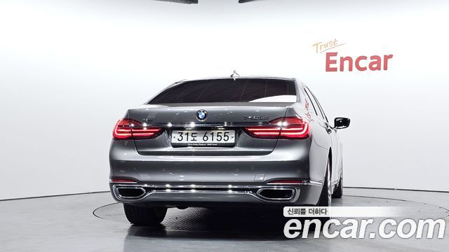 BMW 7-Series 2016 — photo 4