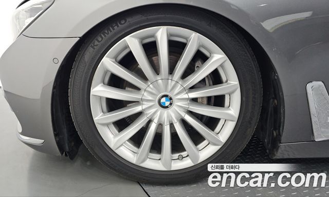 BMW 7-Series 2016 — photo 5