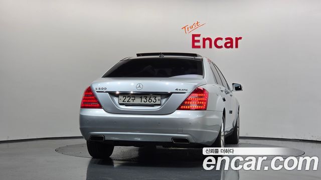 Mercedes-Benz S-Class 2011 — photo 4