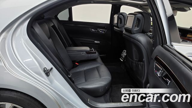 Mercedes-Benz S-Class 2011 — photo 12