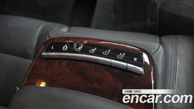 Mercedes-Benz S-Class 2011 — photo 18