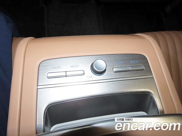 Hyundai Grandeur 2025 — photo 14