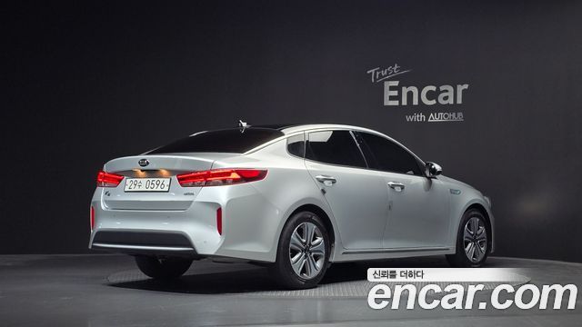 Kia K5 2016 — photo 2