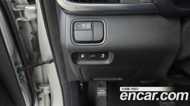 Kia K5 2016 — photo 21