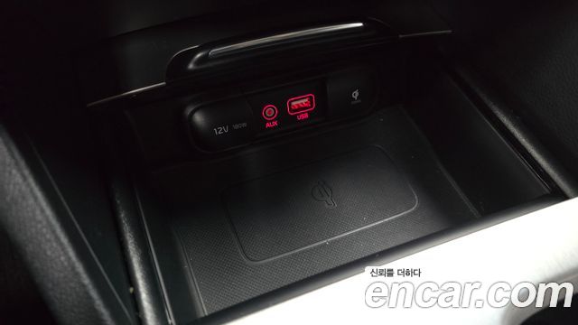Kia K5 2016 — photo 24
