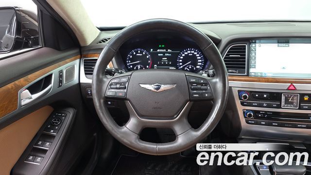 Genesis G80 2017 — photo 13