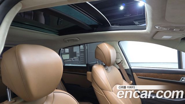 Genesis G80 2017 — photo 17