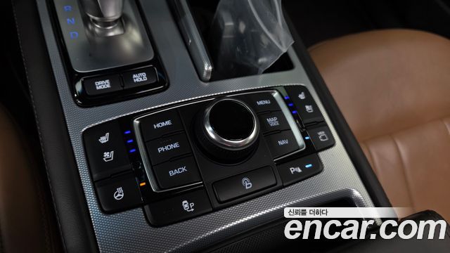 Genesis G80 2017 — photo 18