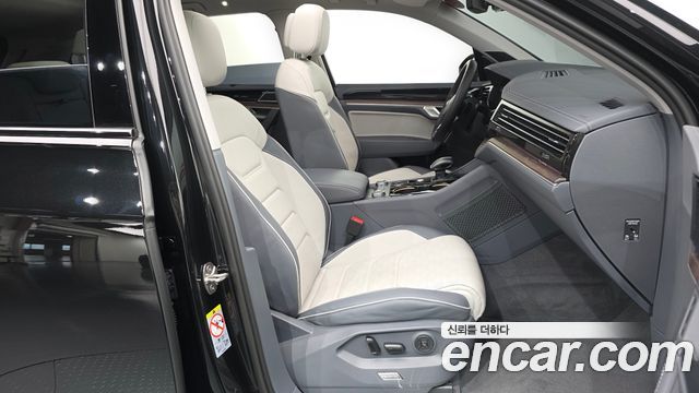 Volkswagen Touareg 2026 — photo 11