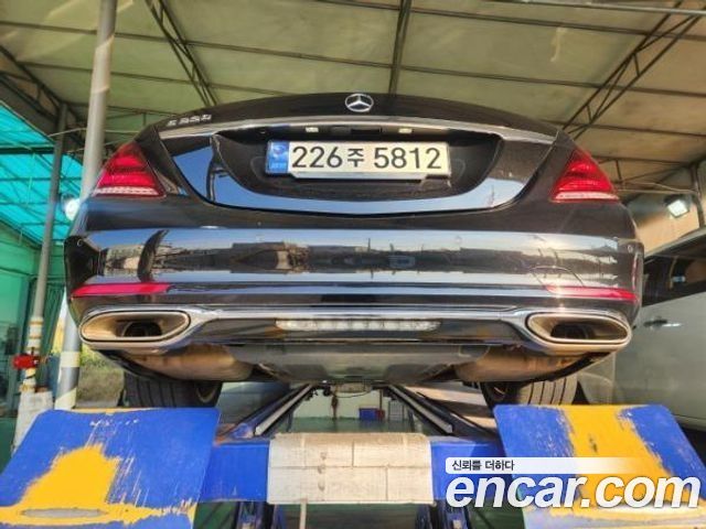 Mercedes-Benz S-Class 2020 — photo 2
