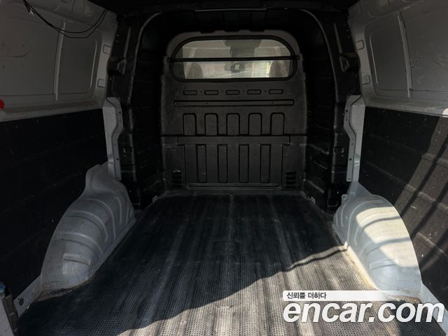 Hyundai Starex 2019 — photo 9