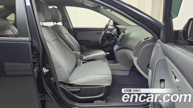 Hyundai AVANTE 2008 — photo 11
