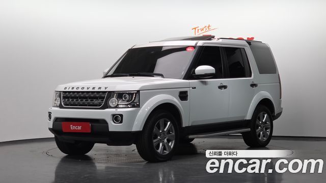 Land Rover Discovery 2016 — photo 1