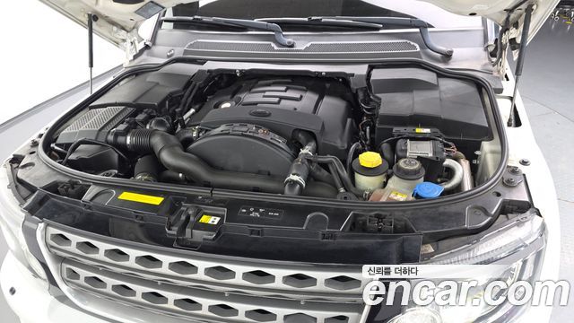 Land Rover Discovery 2016 — photo 6