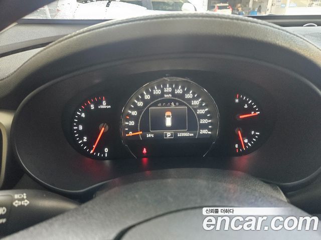 Kia Sorento 2015 — photo 8