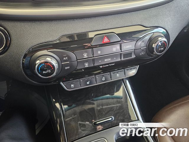 Kia Sorento 2015 — photo 16