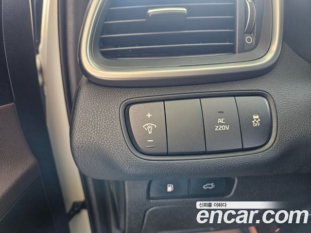 Kia Sorento 2015 — photo 18