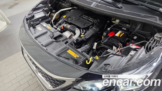Peugeot 3008 2018 — photo 6