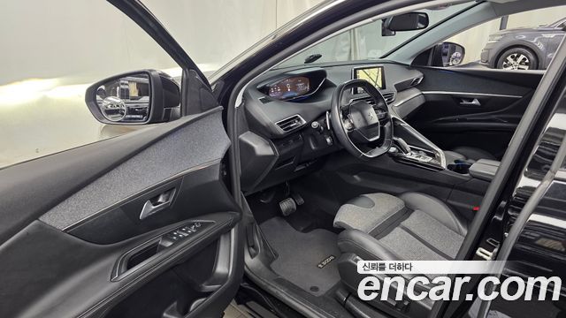 Peugeot 3008 2018 — photo 13