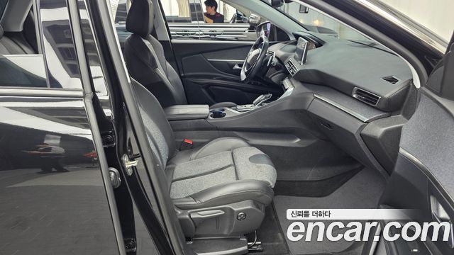 Peugeot 3008 2018 — photo 17