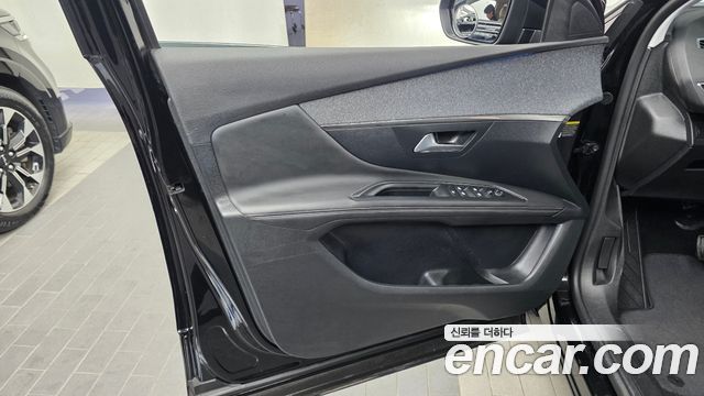 Peugeot 3008 2018 — photo 14
