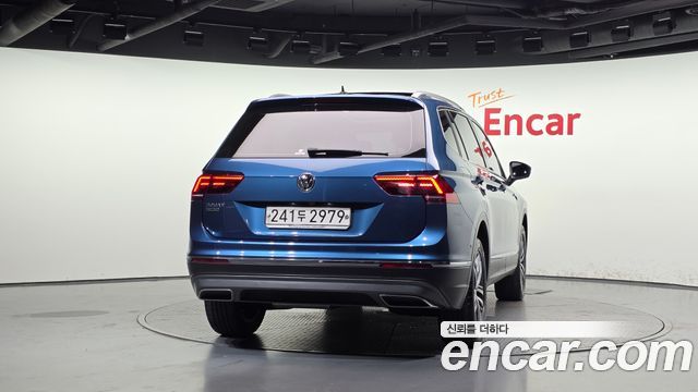 Volkswagen Tiguan 2020 — photo 4