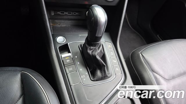 Volkswagen Tiguan 2020 — photo 12
