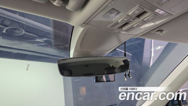 Volkswagen Tiguan 2020 — photo 24