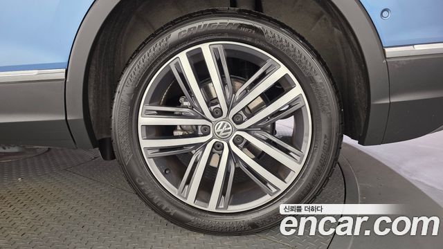 Volkswagen Tiguan 2020 — photo 7