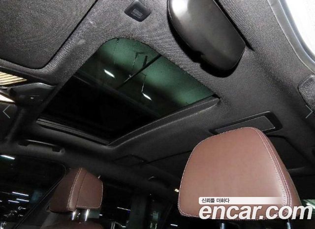 BMW 7-Series 2018 — photo 15