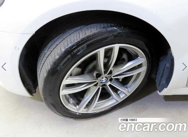BMW 7-Series 2018 — photo 20