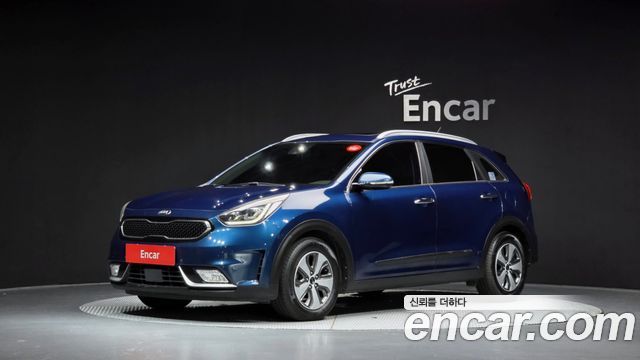 Kia Niro 2018 — photo 1