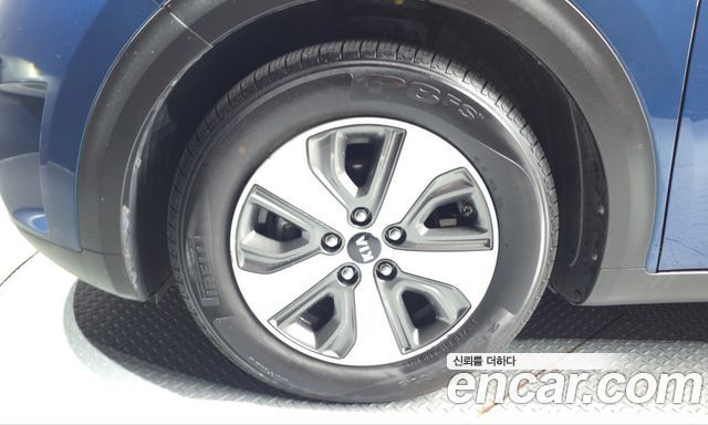 Kia Niro 2018 — photo 5