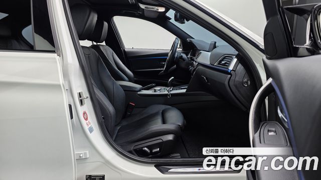 BMW 3-Series 2017 — photo 11