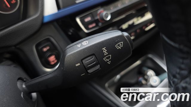 BMW 3-Series 2017 — photo 17