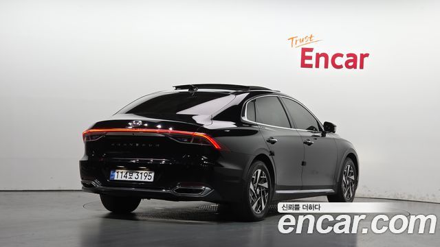 Hyundai Grandeur 2023 — photo 2