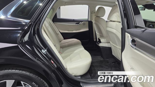 Hyundai Grandeur 2023 — photo 12
