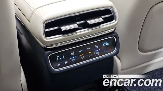 Genesis GV80 2025 — photo 24