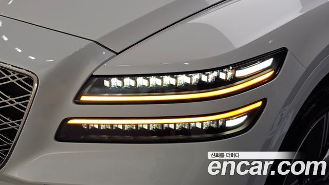 Genesis GV80 2025 — photo 8